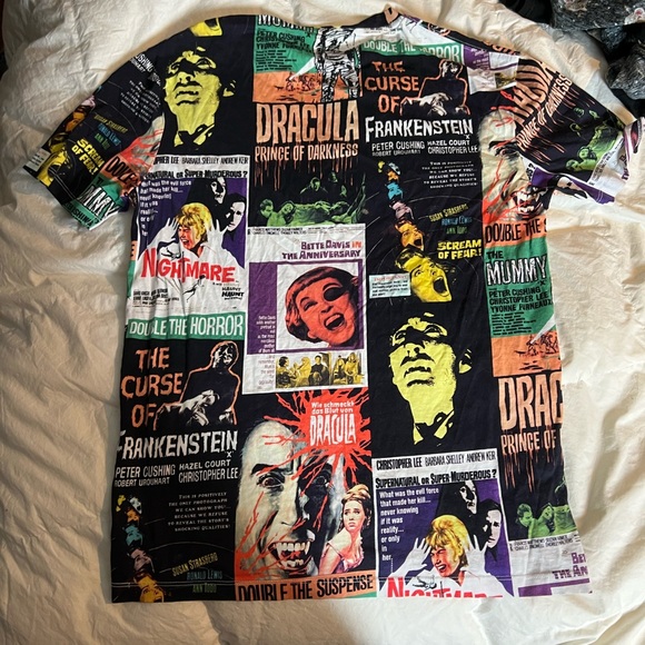 Vintage Horror Movie allover print tee shirt - Picture 4 of 6